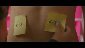 Post It Kiss - Pic 9