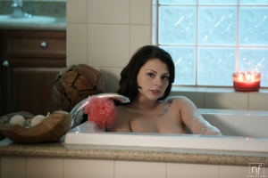 Beautiful Romance - Pic 1