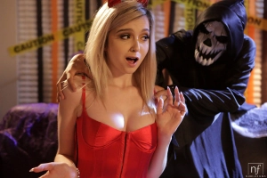 Sexy Little Devil - Pic 11