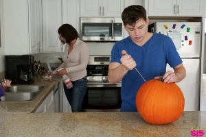 Pumpkin Fuck - Pic 1