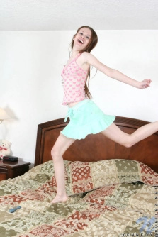 Jumping Toy - Pic 2